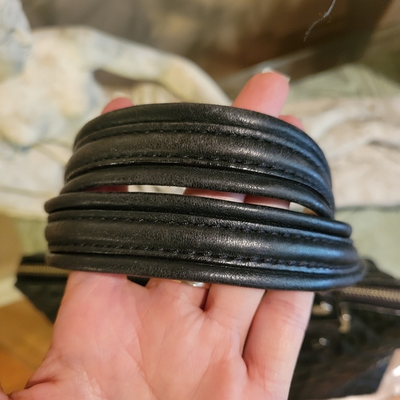 L A.M.B. by Gwen Stefani Quilted Leather Shoulder Hand Bag #204 - Picture 6 of 15